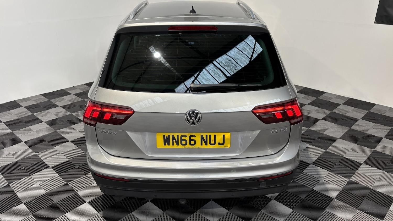 Used Volkswagen Tiguan 2016 for sale - 76517828: Photo 9