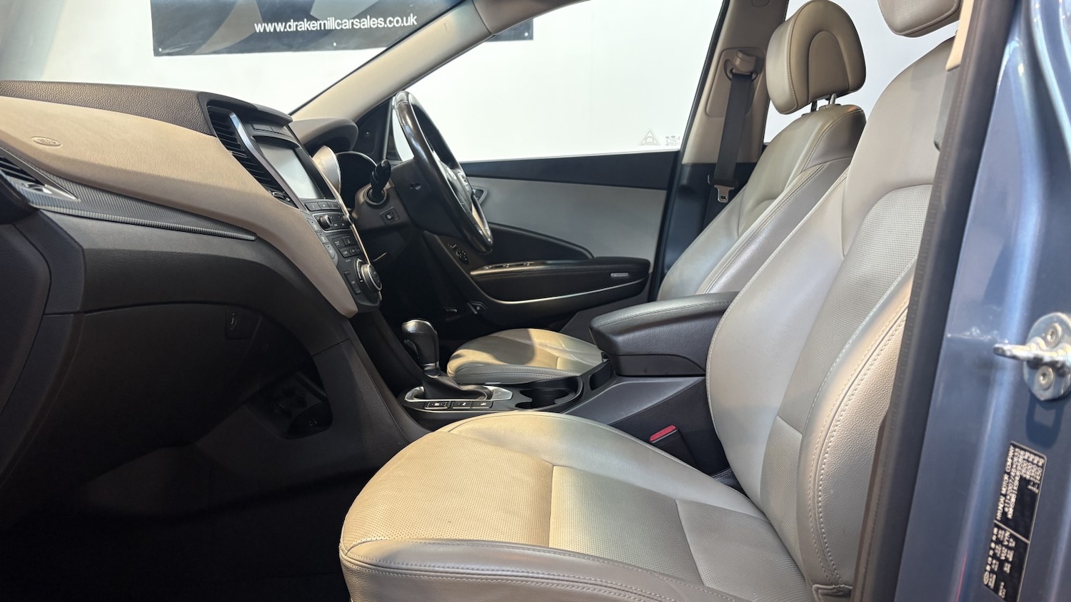 Used Hyundai Santa Fe 2016 for sale - 76536852: Photo 17