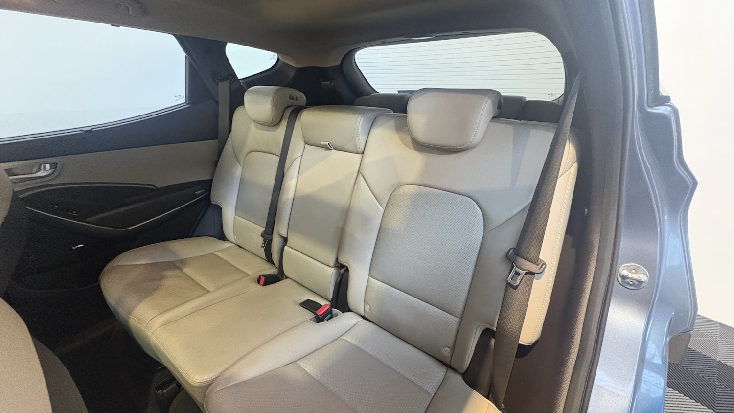 Used Hyundai Santa Fe 2016 for sale - 76536852: Photo 6