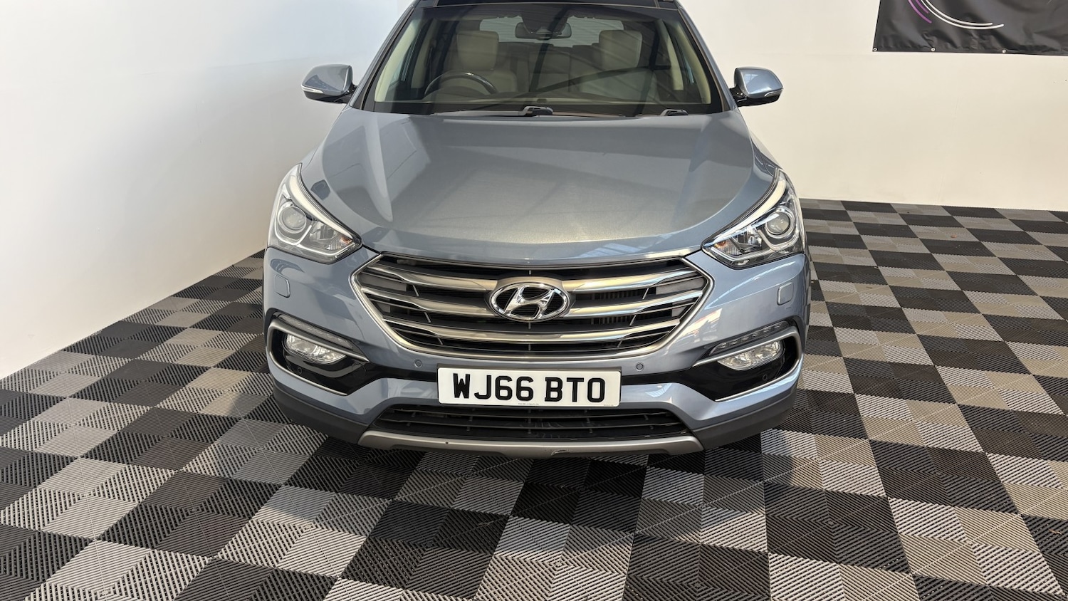 Used Hyundai Santa Fe 2016 for sale - 76536852: Photo 8