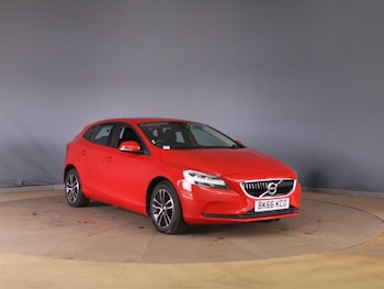 2016 - D2 [120] Momentum Nav Plus 5dr Geartronic