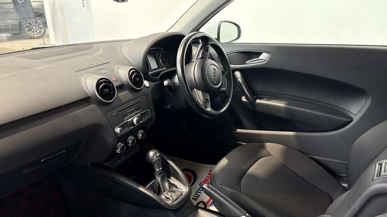 Used Audi A1 2015 for sale - 77107662: Photo 13