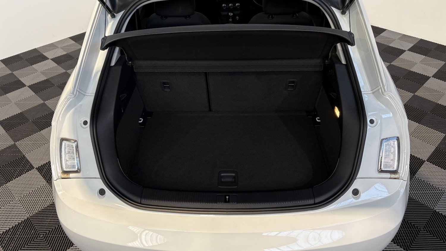 Used Audi A1 2015 for sale - 77107662: Photo 18