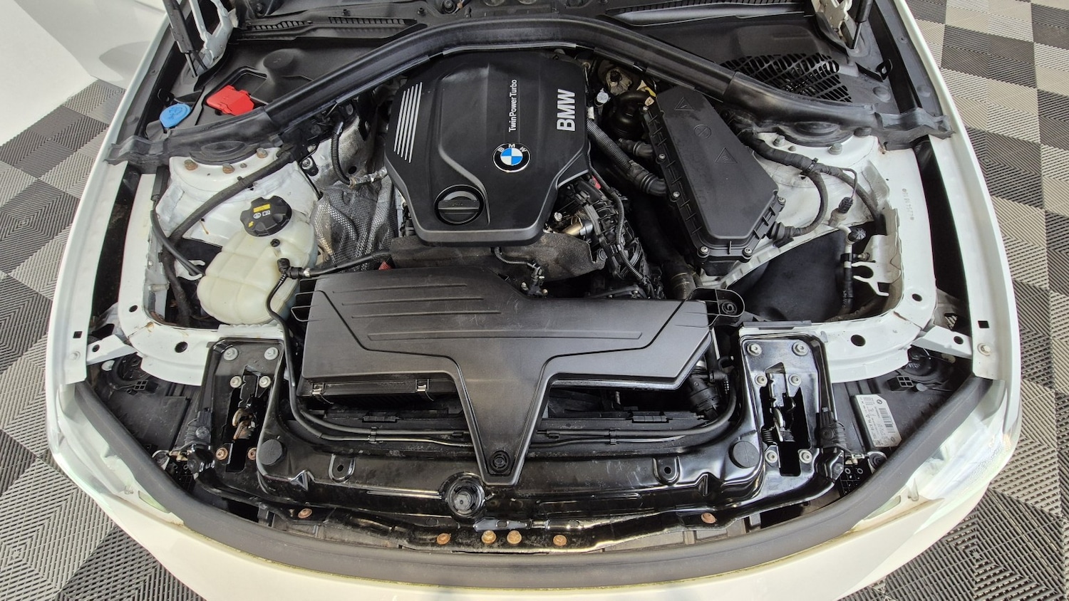 Used BMW 3 Series 2016 for sale - 76741366: Photo 14