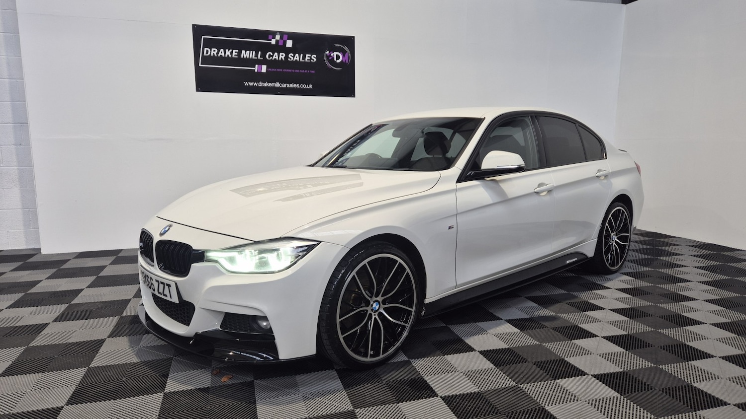 Used BMW 3 Series 2016 for sale - 76741366: Photo 2