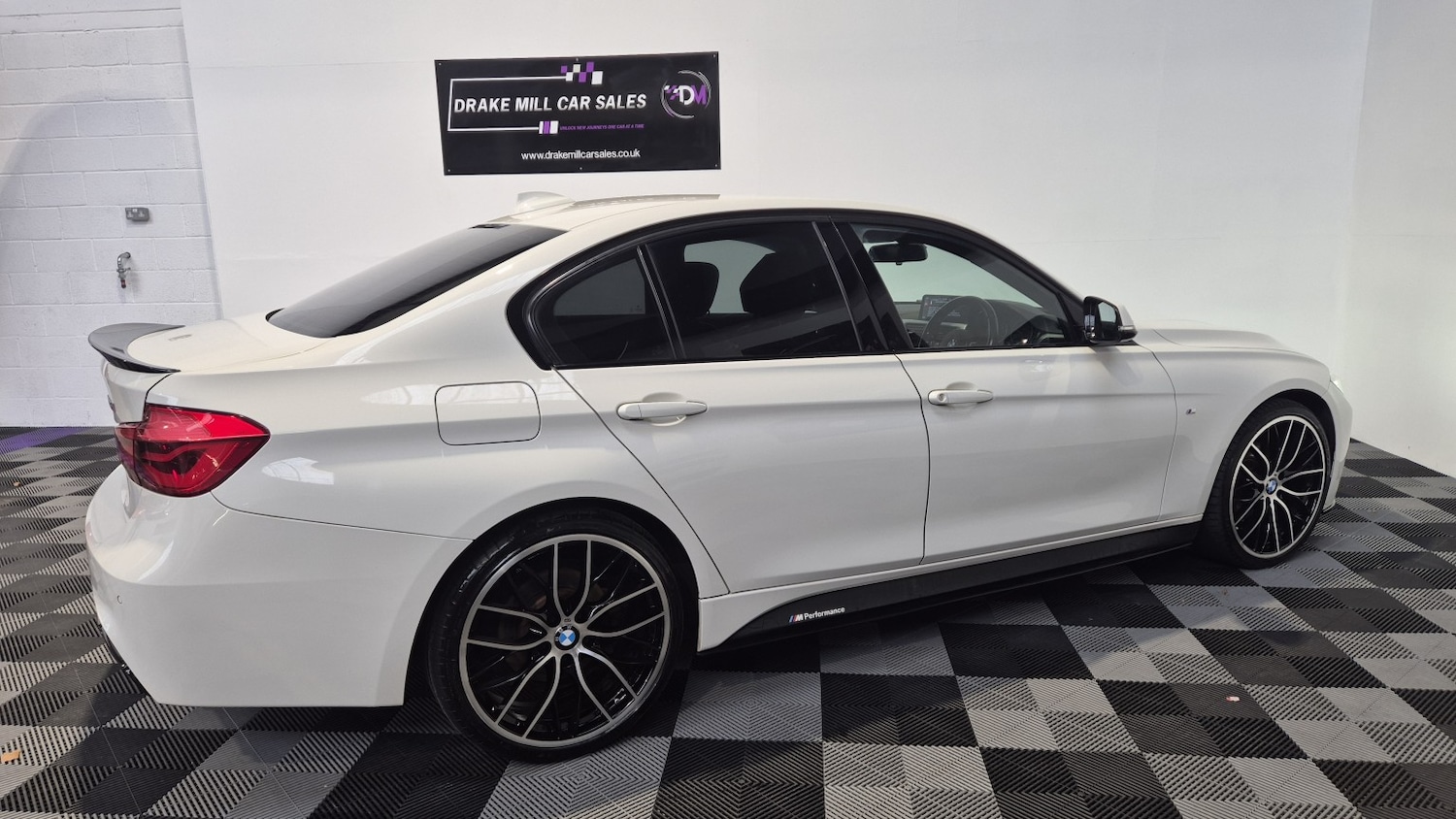 Used BMW 3 Series 2016 for sale - 76741366: Photo 28