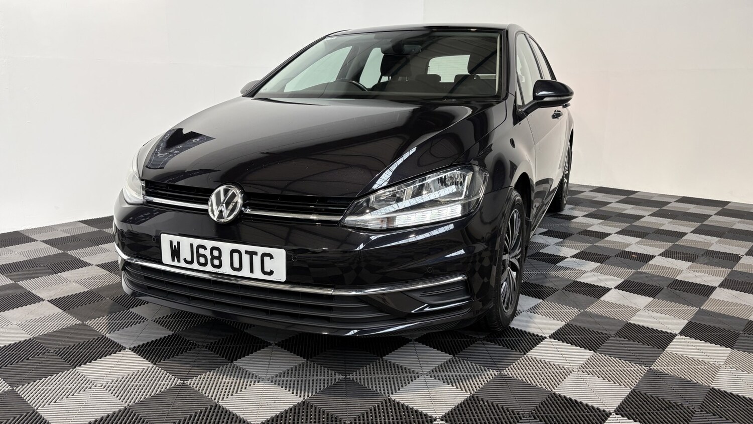 Used Volkswagen Golf 2018 for sale - 77464719: Photo 6