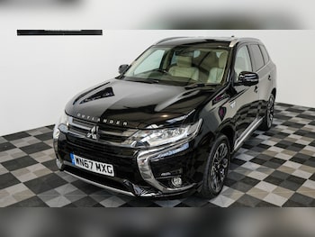 Used Mitsubishi Outlander 2017 for sale - 79073580: Photo