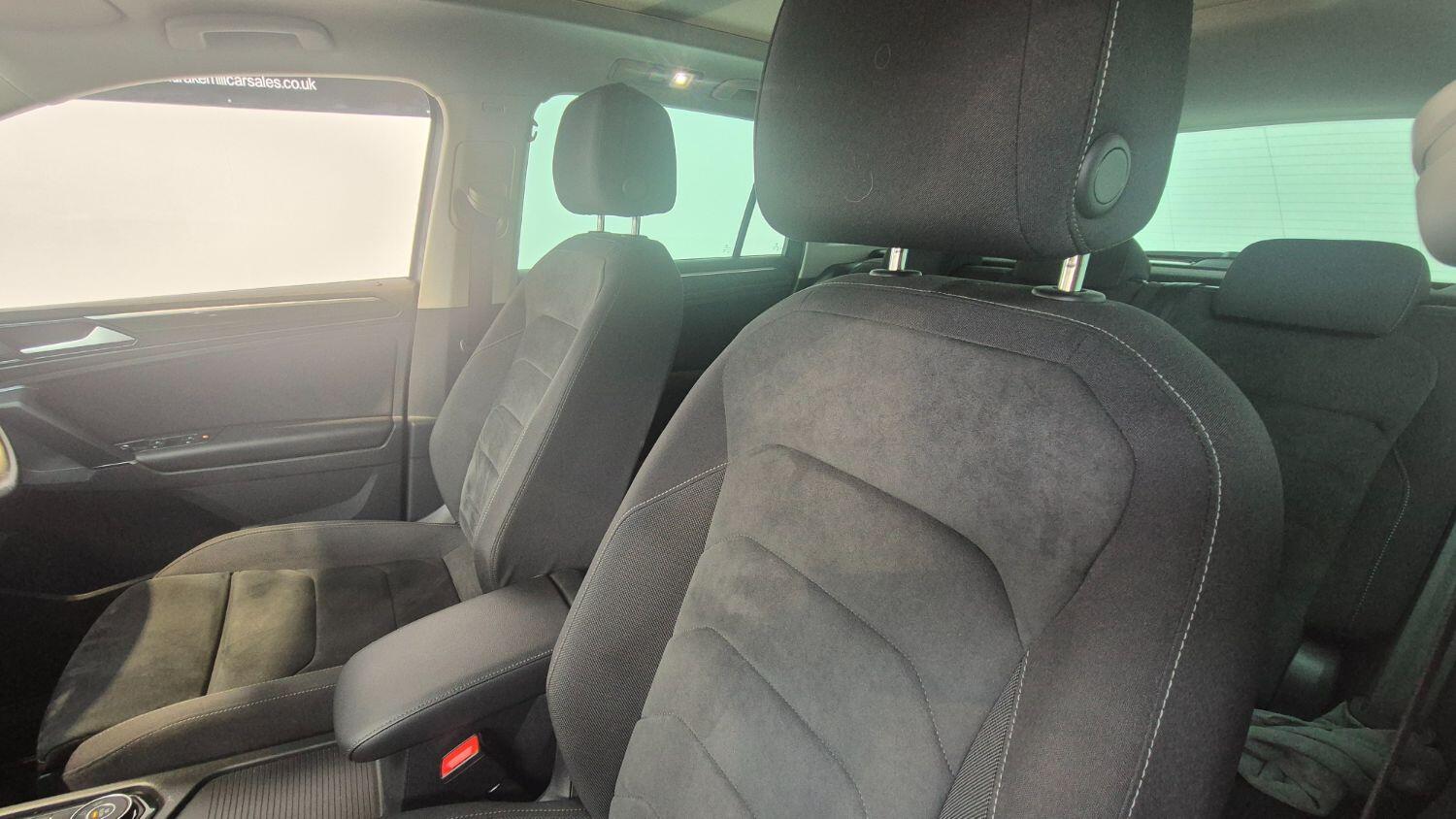 Used Volkswagen Tiguan 2018 for sale - 75689485: Photo 9