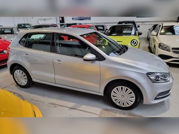 Used Volkswagen Polo 2014 for sale - 77535930: Photo