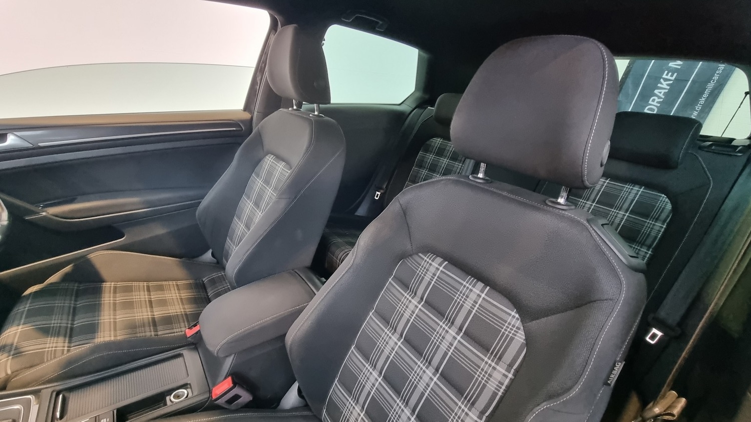 Used Volkswagen Golf 2017 for sale - 77830102: Photo 16