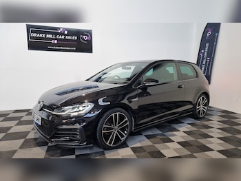 Used Volkswagen Golf 2017 for sale - 77830102: Photo