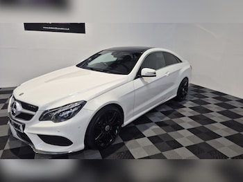 Used Mercedes-Benz E Class 2015 for sale - 77329196: Photo