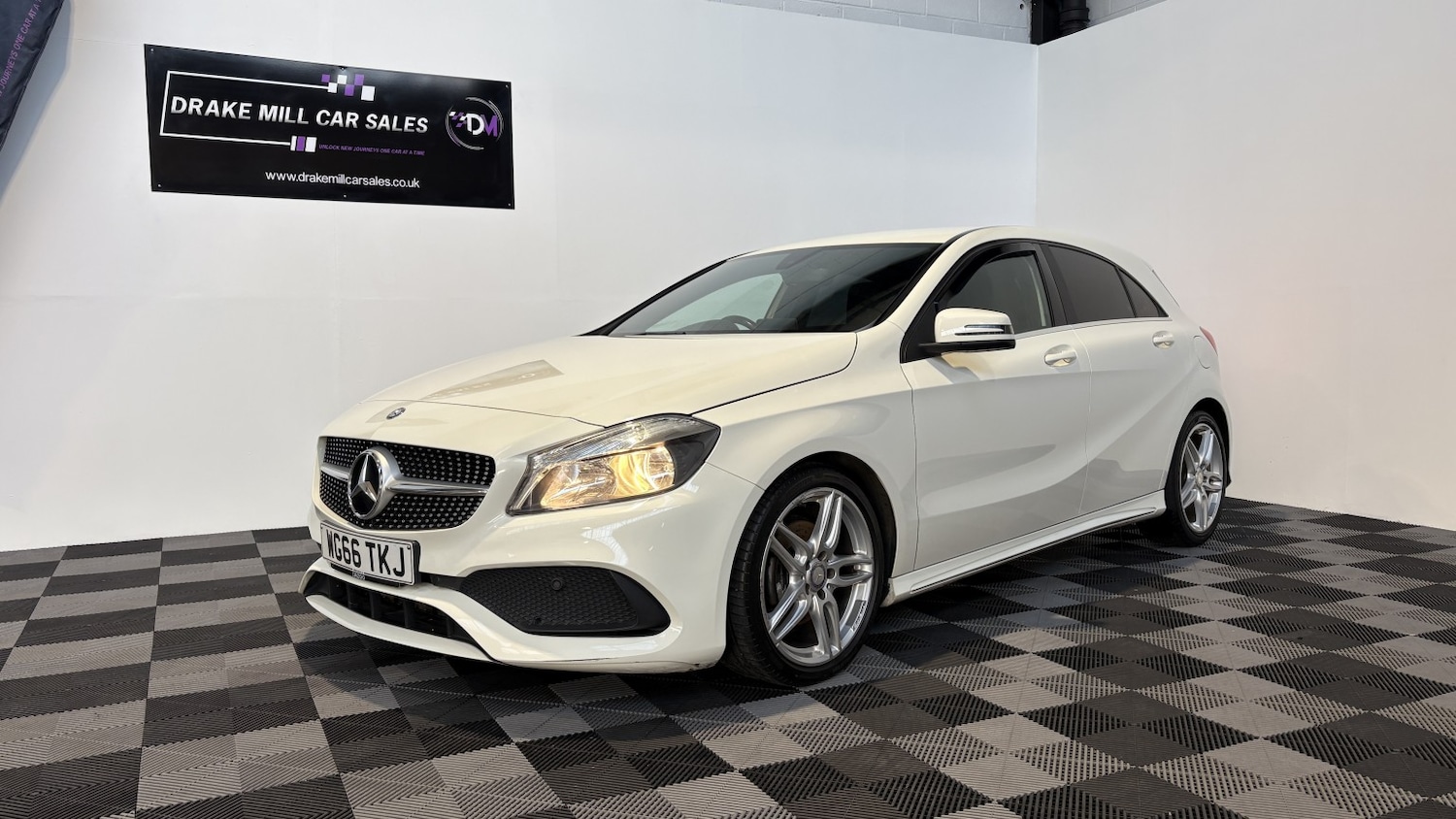 Used Mercedes-Benz A-Class 2016 for sale - 76471207: Photo 1