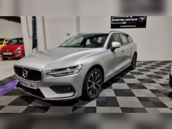 2018 - 2.0 D3 Momentum Pro 5dr