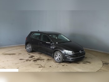 Volkswagen - Golf