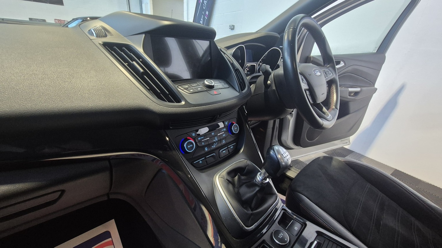 Used Ford Kuga 2018 for sale - 77572909: Photo 21