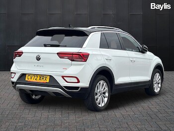 Used Volkswagen T-Roc 2023 for sale - 77235506: Photo