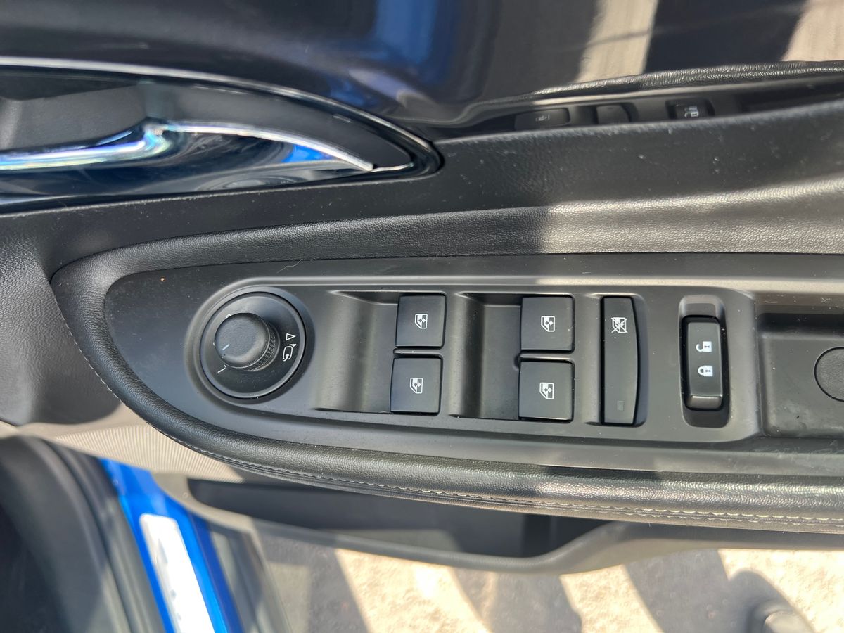 Used Vauxhall Mokka X 2018 for sale - 76140346: Photo 17