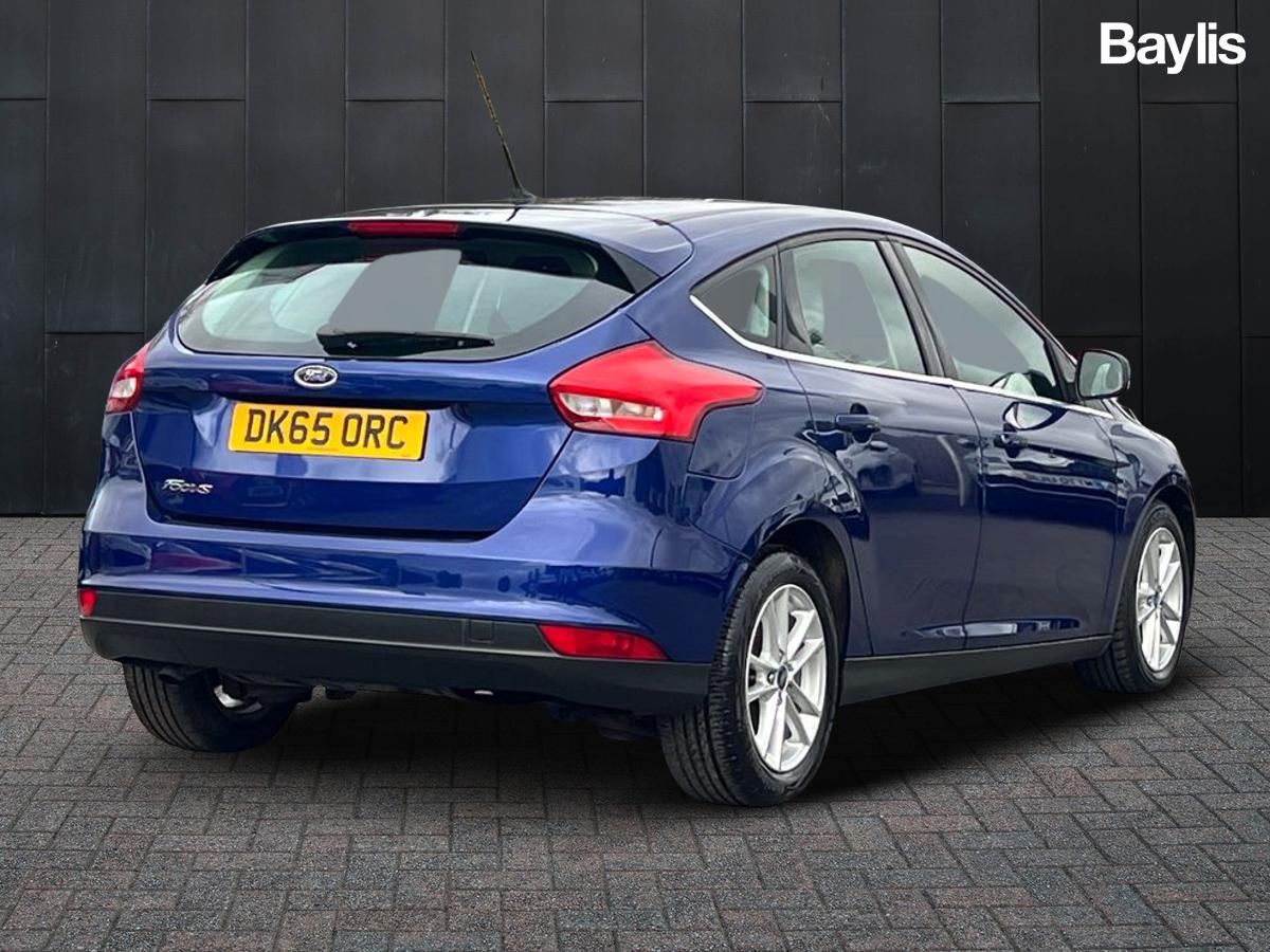 Used Ford Focus 2015 for sale - 76196035: Photo 2