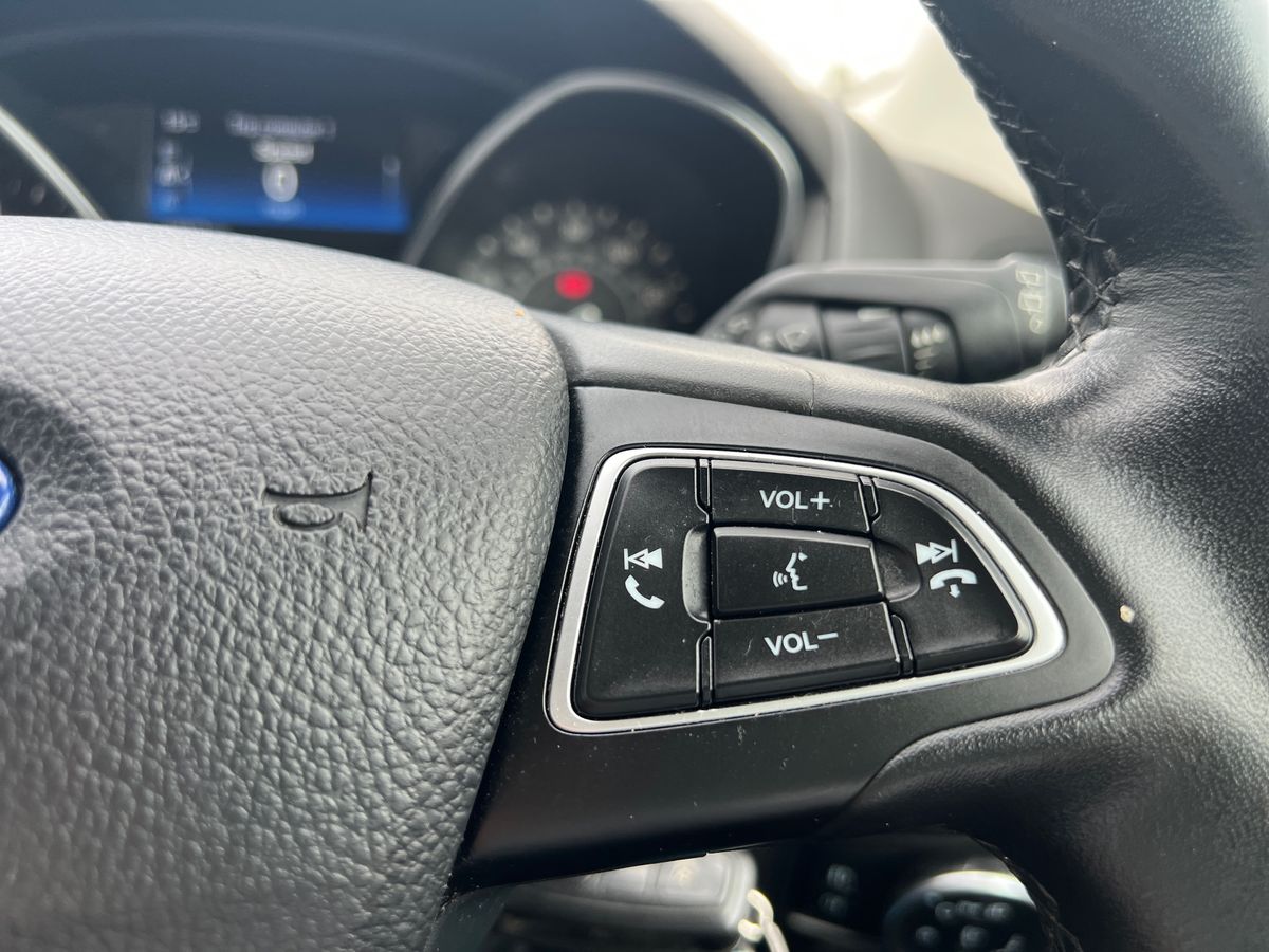 Used Ford Focus 2015 for sale - 76196035: Photo 23