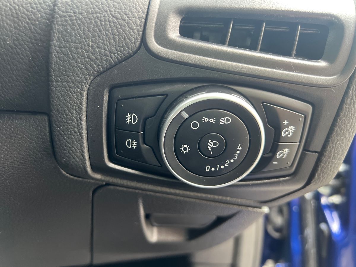 Used Ford Focus 2015 for sale - 76196035: Photo 28