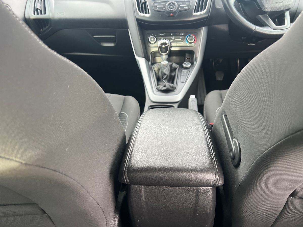 Used Ford Focus 2015 for sale - 76196035: Photo 31