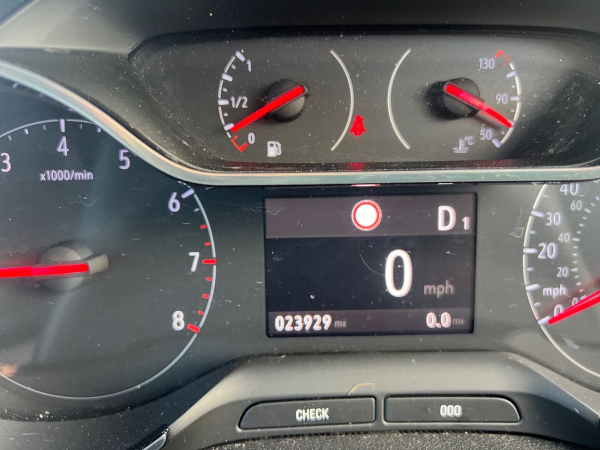 Used Vauxhall Crossland 2022 for sale - 76750090: Photo 21