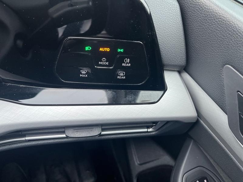 Used Volkswagen Golf 2021 for sale - 77935023: Photo 26