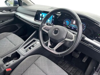 Used Volkswagen Golf 2021 for sale - 77935023: Photo