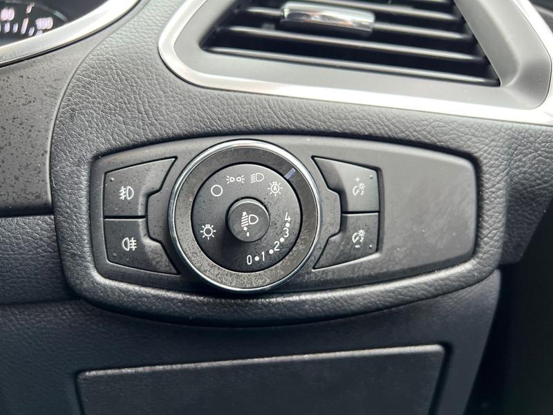 Used Ford Galaxy 2022 for sale - 77910470: Photo 28