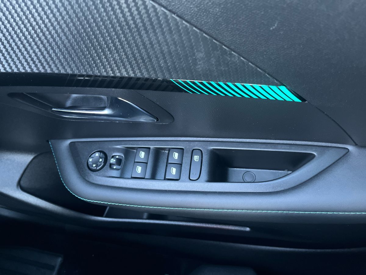 Used Peugeot 208 2023 for sale - 77225090: Photo 17