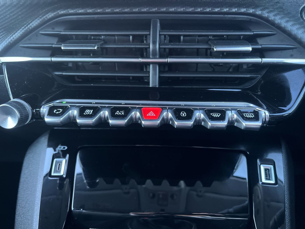 Used Peugeot 208 2023 for sale - 77225090: Photo 28