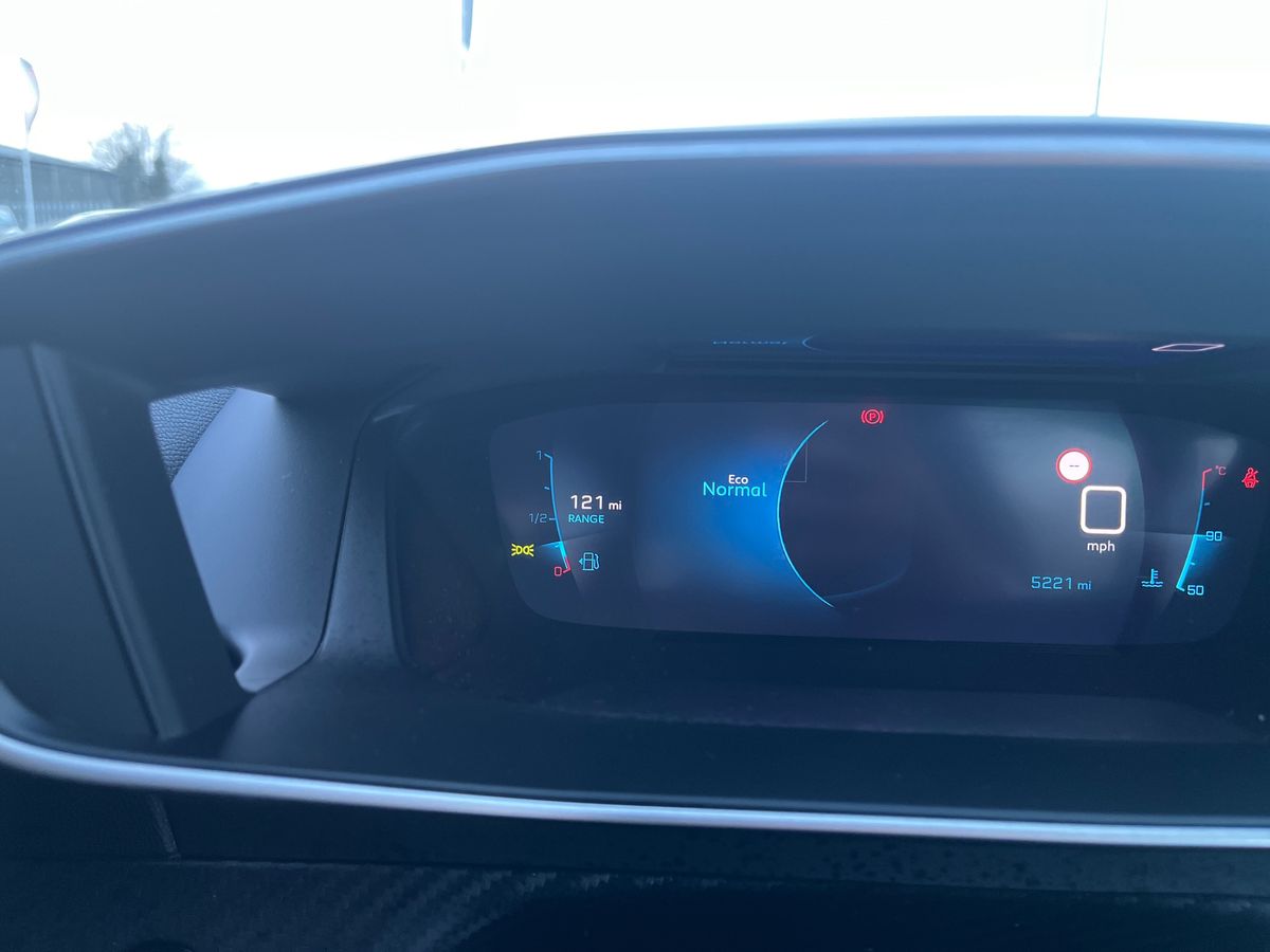 Used Peugeot 208 2023 for sale - 77225090: Photo 31