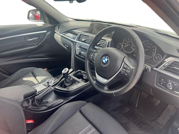 Used BMW 3 Series 2016 for sale - 75860175: Photo
