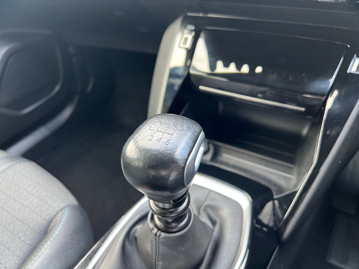 Used Peugeot 2008 2023 for sale - 77225086: Photo 15