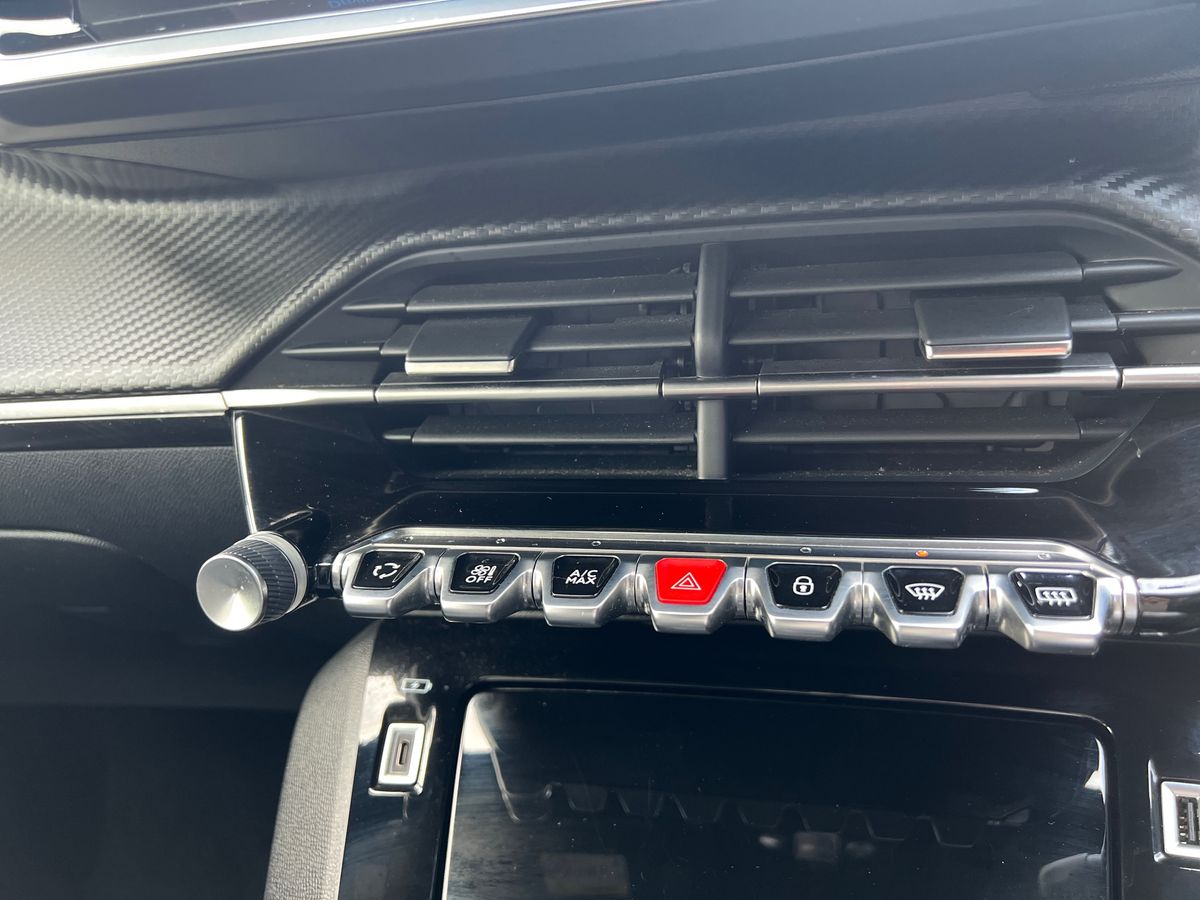 Used Peugeot 2008 2023 for sale - 77225086: Photo 16