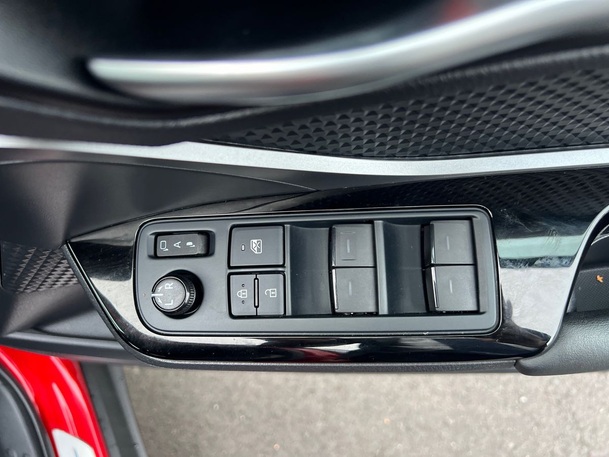 Used Toyota C-HR 2021 for sale - 76874252: Photo 17