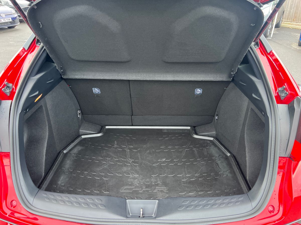 Used Toyota C-HR 2021 for sale - 76874252: Photo 25