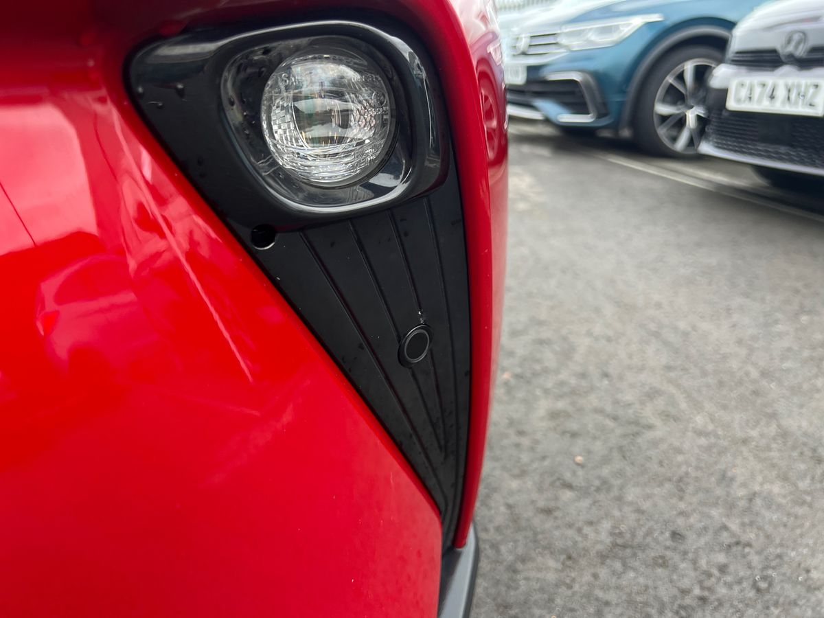 Used Toyota C-HR 2021 for sale - 76874252: Photo 34