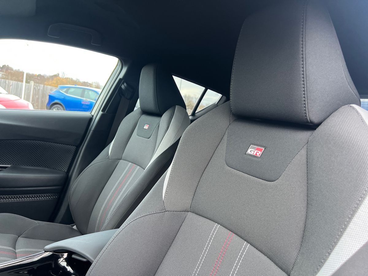 Used Toyota C-HR 2021 for sale - 76874252: Photo 37