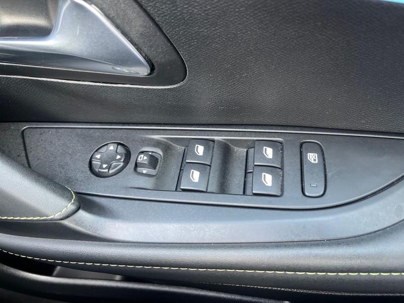 Used Peugeot 208 2023 for sale - 78102383: Photo 17
