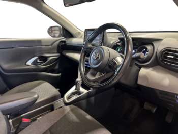 Used Toyota Yaris Cross 2022 for sale - 74651706: Photo