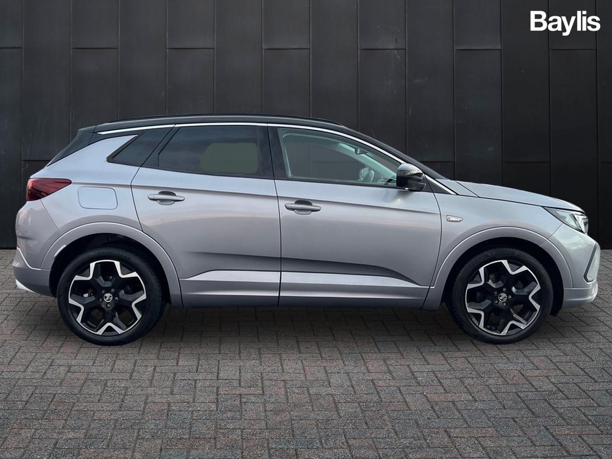 Used Vauxhall Grandland 2022 for sale - 76888638: Photo 5