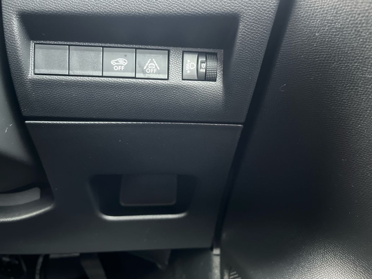 Used Peugeot 208 2020 for sale - 76933242: Photo 34