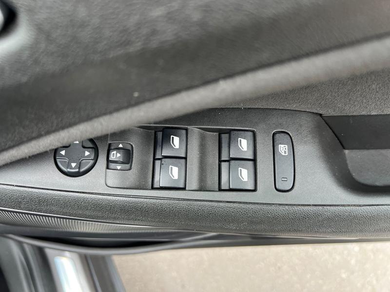 Used Vauxhall Crossland 2022 for sale - 77910242: Photo 17