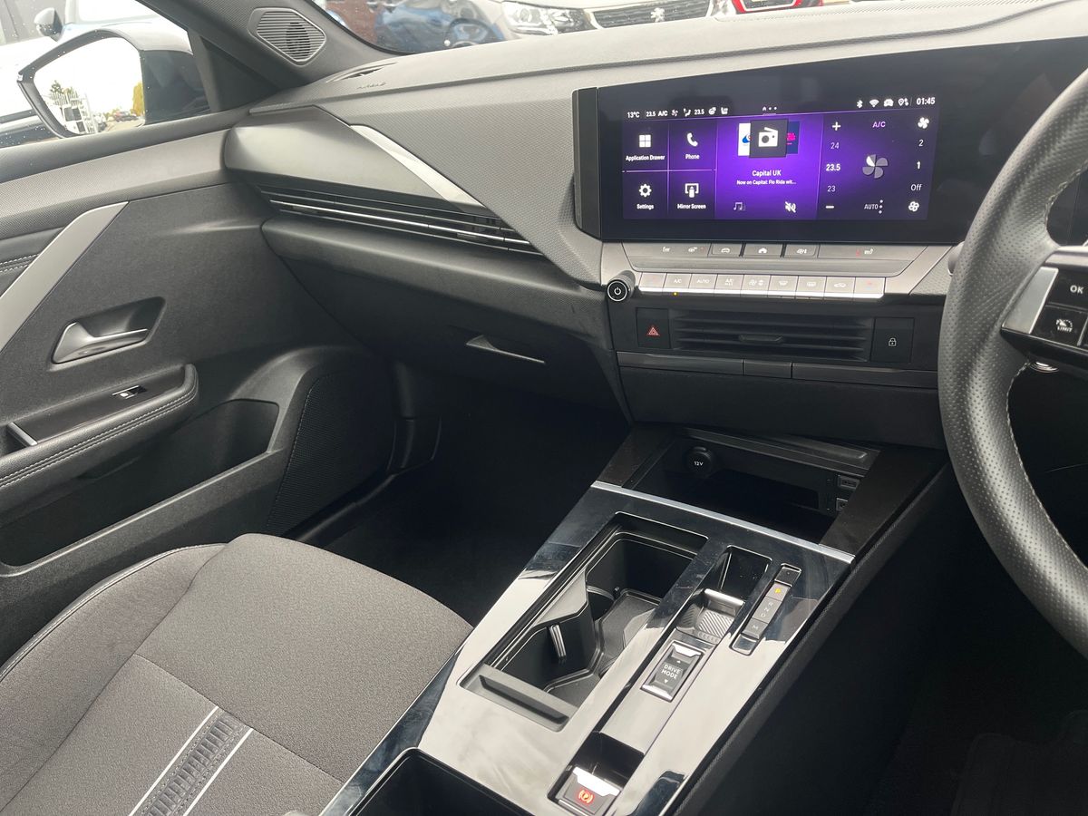 Used Vauxhall Astra 2024 for sale - 76272932: Photo 15