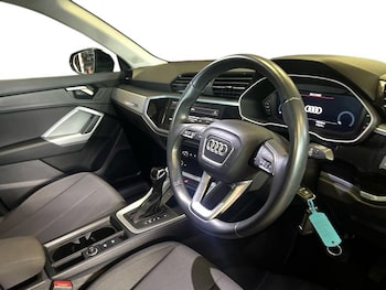 Used Audi Q3 2023 for sale - 77951226: Photo