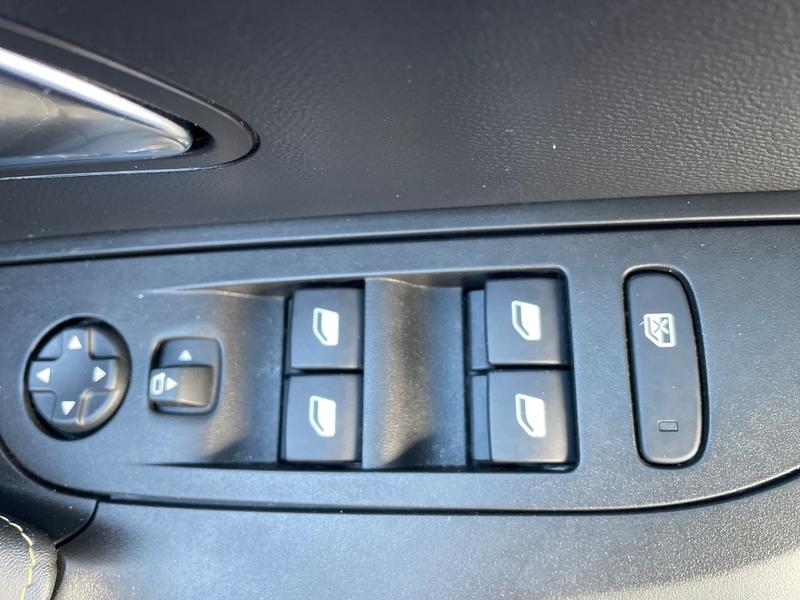 Used Peugeot 2008 2023 for sale - 77951241: Photo 17