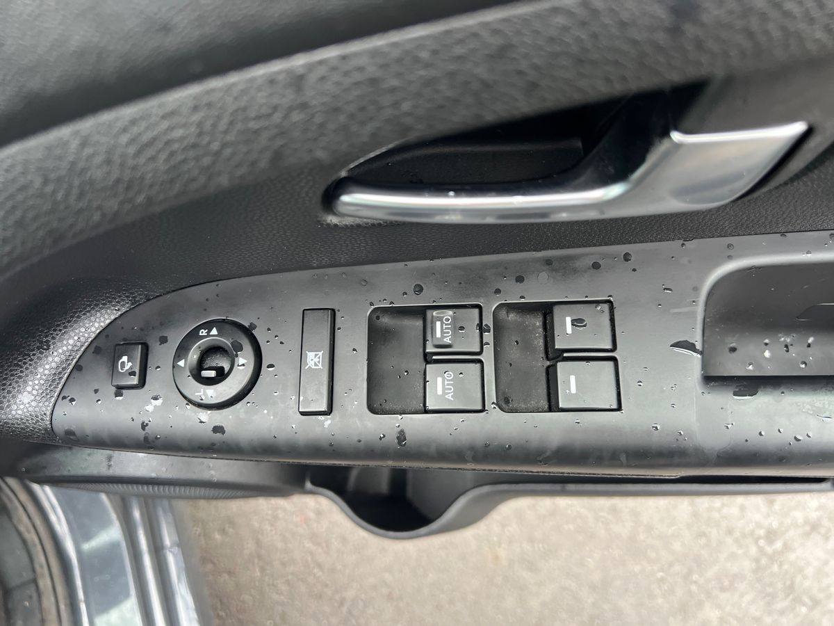 Used Kia Venga 2018 for sale - 76312105: Photo 17